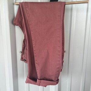 Universal thread mauve mid rise, skinny pants size 12/31